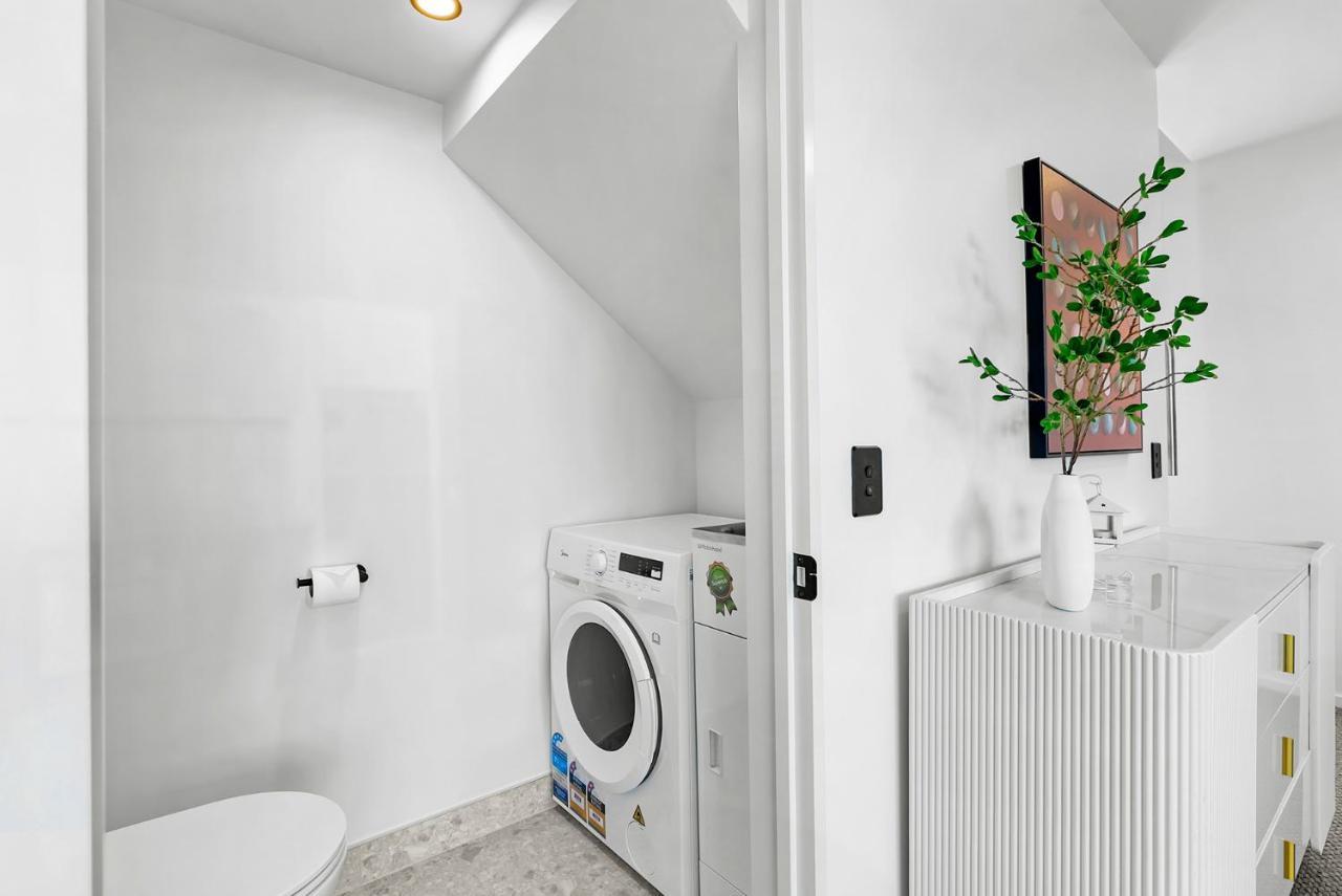 Cbd Contemporary Comfort Townhouse 2 Bed 2Bath Κράισττσερτς Εξωτερικό φωτογραφία