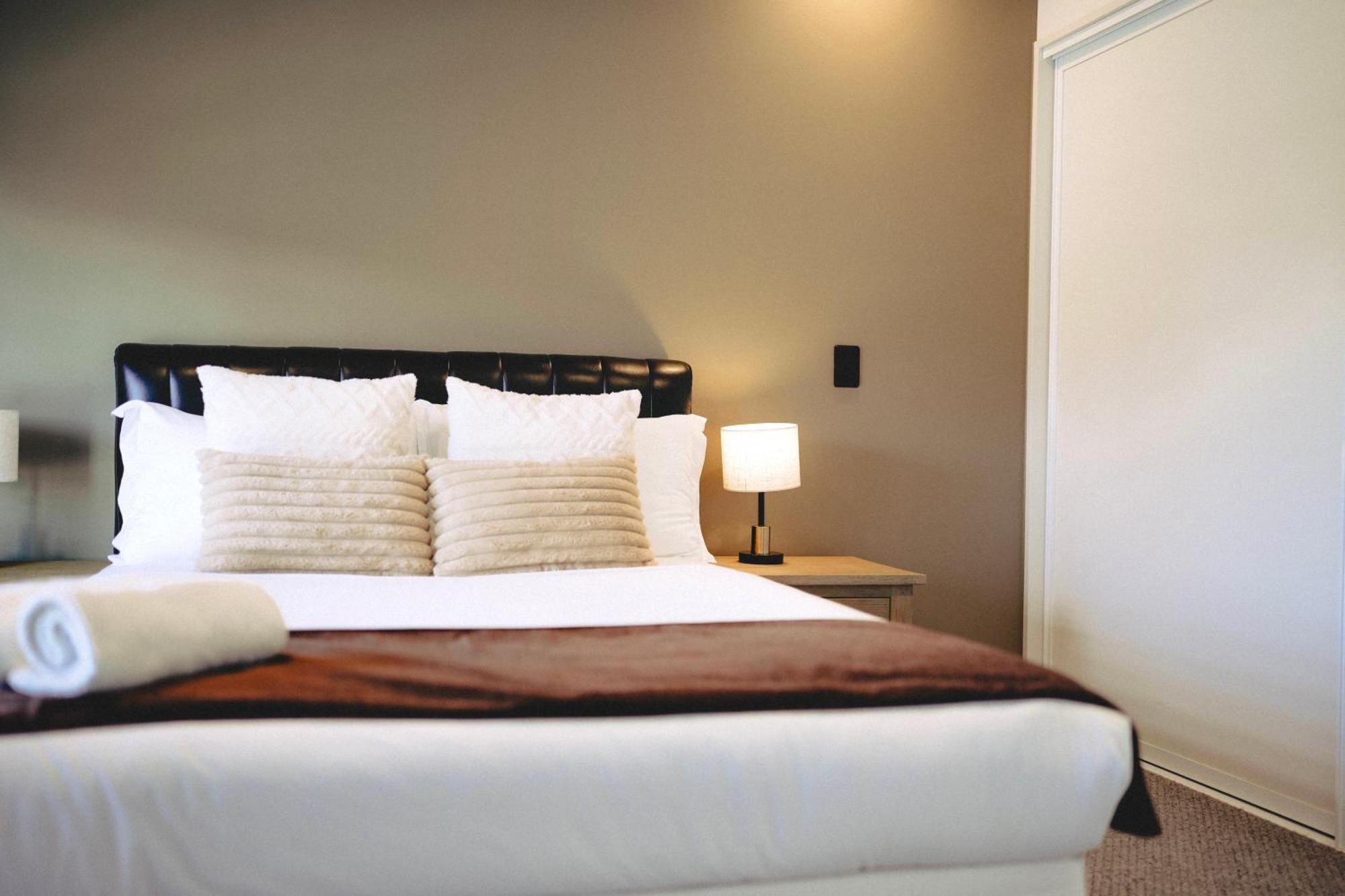 Cbd Contemporary Comfort Townhouse 2 Bed 2Bath Κράισττσερτς Εξωτερικό φωτογραφία