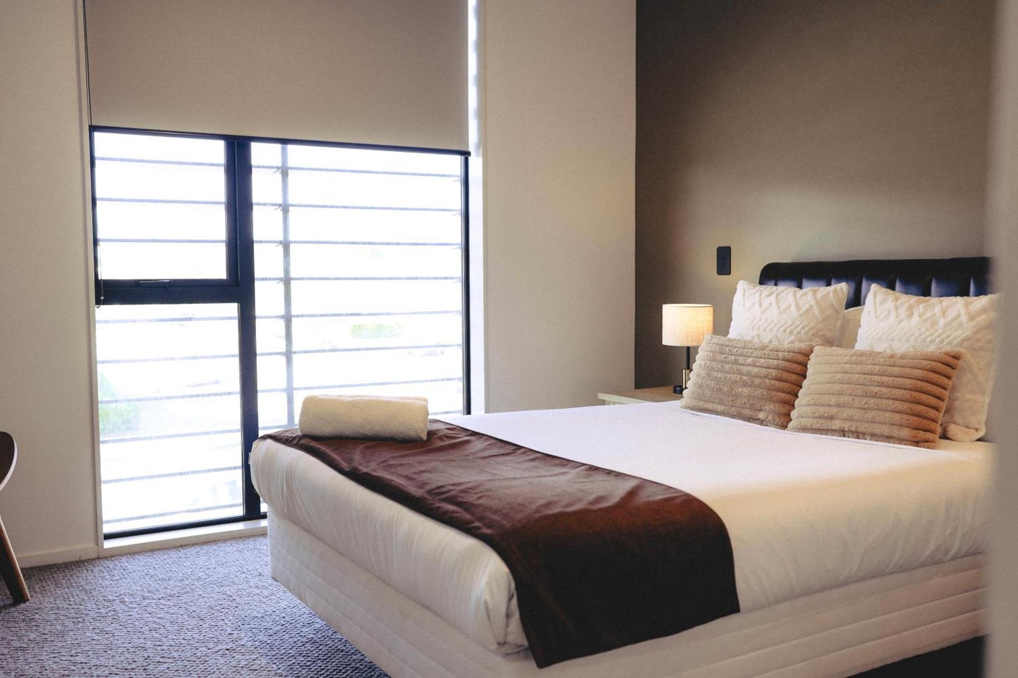 Cbd Contemporary Comfort Townhouse 2 Bed 2Bath Κράισττσερτς Εξωτερικό φωτογραφία